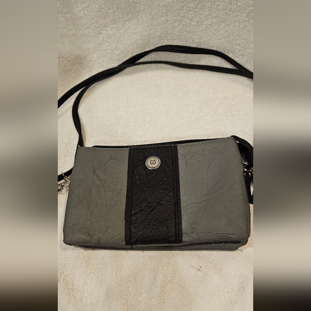 STONE MOUNTAIN CROSSBODY BAG